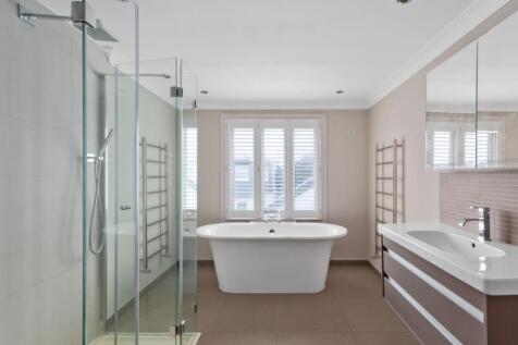 51 St Albans Avenue Ph13.jpg