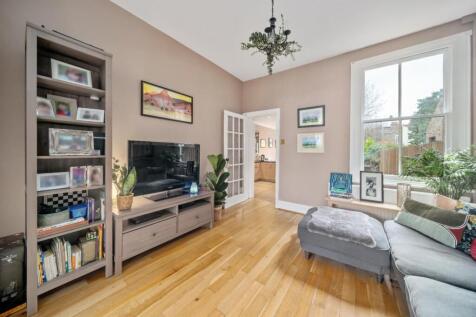 Grantham Road 26 W4 Ph12.jpg