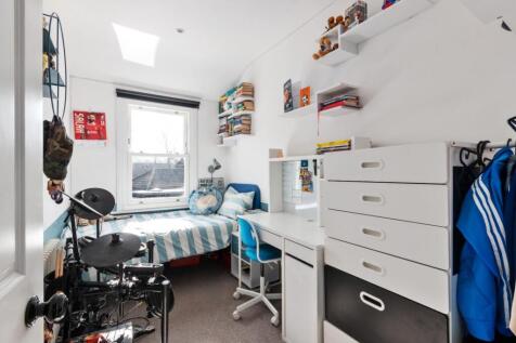 67 Grantham Road Ph8.jpg