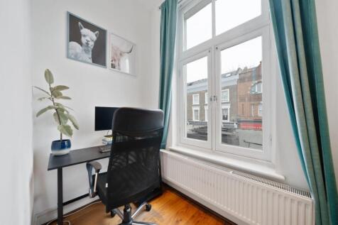 Chiswick High Road Flat 4 W4 Ph1.jpg