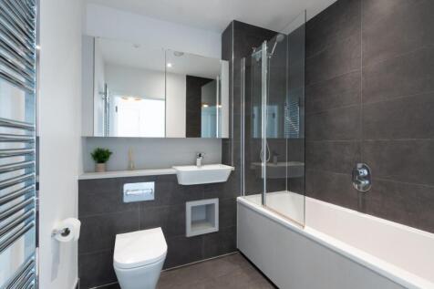F12 5 Selbourne Avenue Ph13.jpg