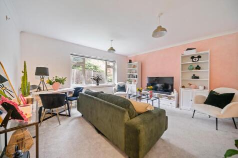 2 Courtfield Ph3.jpg