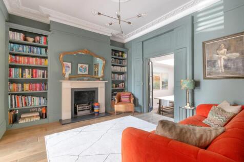 149 Castelnau Ph16.jpg