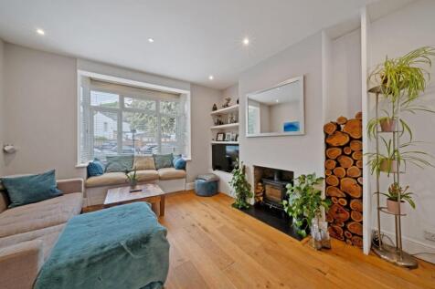 Grantham Road 79 PH13.jpg
