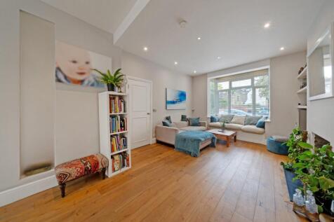 Grantham Road 79 PH12.jpg