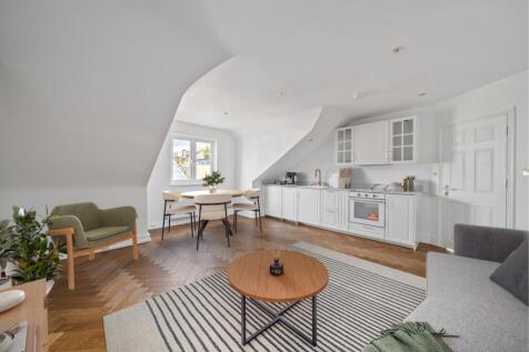 Ennismore Avenue TFF 1 W4  PH5.jpg