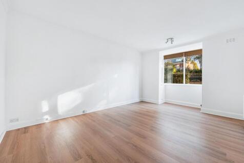 Flat 4, 27 Montpellier Road-4.jpg