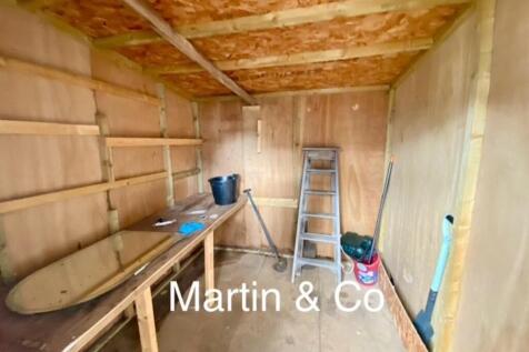 Garden Shed Inter...