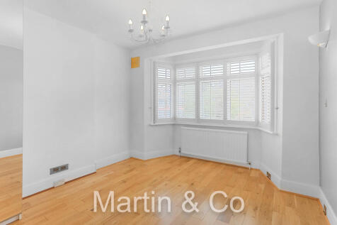 1552118070 - 33 T...