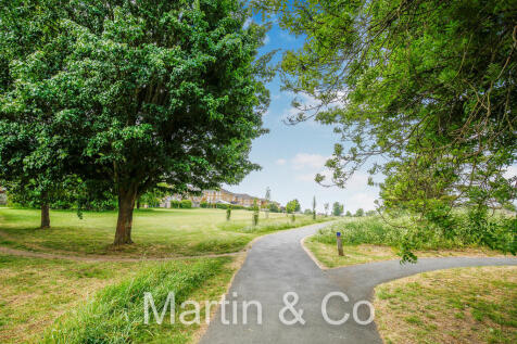 1472196129 - 4 Ch...