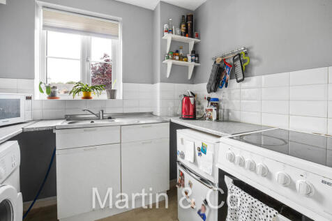 1472196129 - 4 Ch...