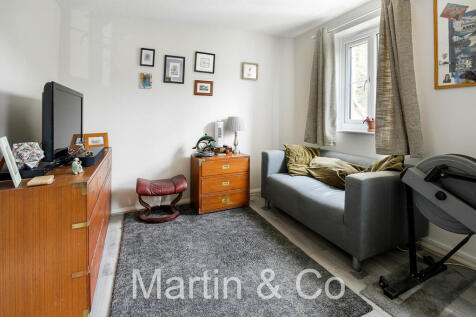 1472196129 - 4 Ch...