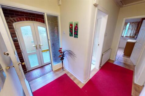 Fairhaven Road Hallway