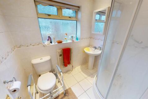 Fairhaven Road Shower Room