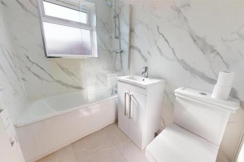 Cobden Road Bathroom