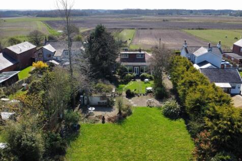 New Lane Rear Garden
