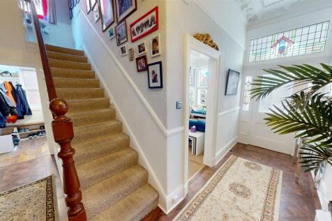 Hampton Road Hallway