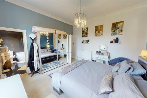 Hampton Road Bedroom