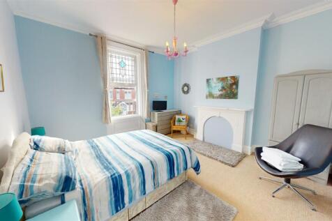 Hampton Road Bedroom
