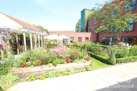 COMMUNAL GARDEN