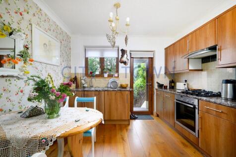 Kitchen-diner