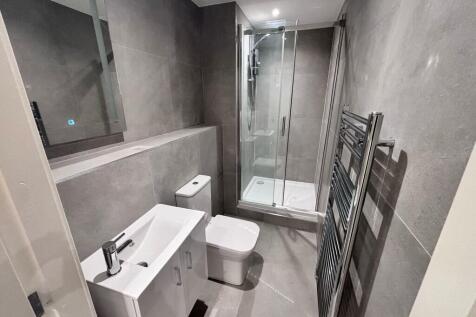 En Suite Bathroom