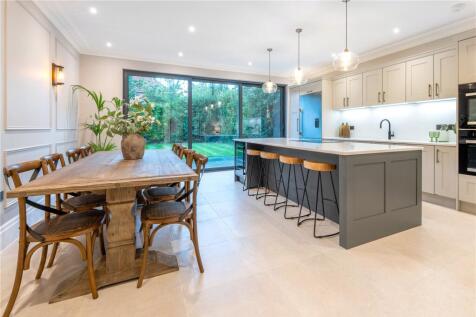 Kitchen/Dining