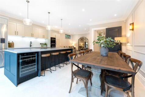 Kitchen/Dining