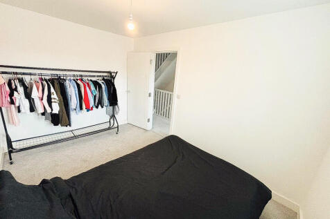 bedroom 3_edited