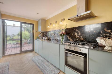 Property Image 9