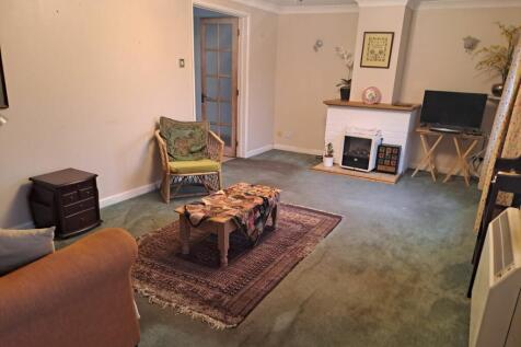 Meadow House, Broadway, Laugharne SA33 4NS