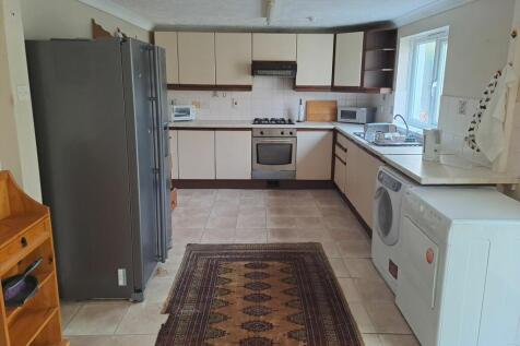 Meadow House, Broadway, Laugharne SA33 4NS