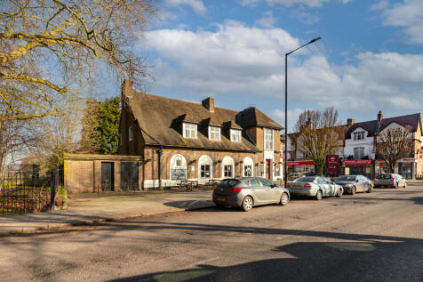Lincoln Arms, 155 Percival Road, Enfield, EN1 1QT