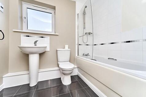 Flat 4 Lee Court, 4 Torrent Close, Tamworth, Staffordshire, B77 5GE