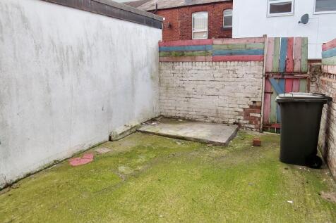 8 St. Annes Road, Chorley, Lancashire, PR6 0PS