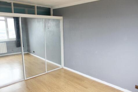 Sixth Floor Flat, 21 Stockwell Court, Gower Road, Haywards Heath RH16 4QP