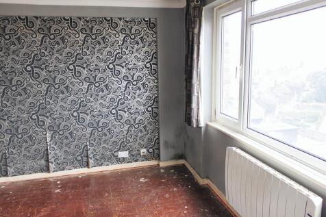 Sixth Floor Flat, 21 Stockwell Court, Gower Road, Haywards Heath RH16 4QP