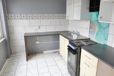 Sixth Floor Flat, 21 Stockwell Court, Gower Road, Haywards Heath RH16 4QP