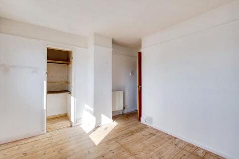 1 Burton Close, Wool, Wareham, Dorset, BH20 6ET