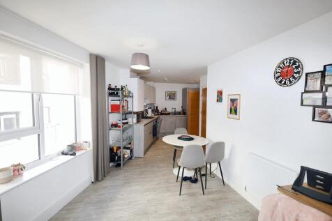 48 Suffield Lodge, Suffield Hill, High Wycombe, Buckinghamshire, HP11 2FR