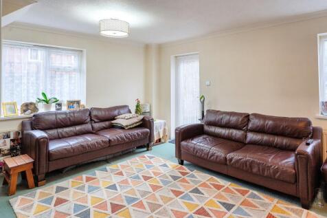 31 Waterhall Close, Walthamstow, London, E17 5PS