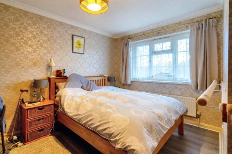 31 Waterhall Close, Walthamstow, London, E17 5PS