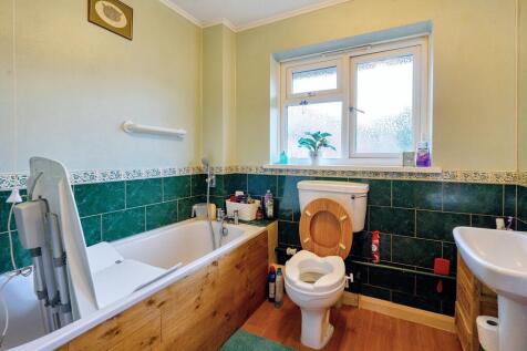 31 Waterhall Close, Walthamstow, London, E17 5PS