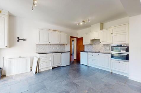 27 Banstead Road South, Sutton, Surrey, SM2 5LF