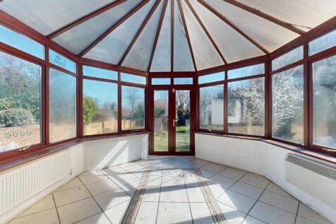 27 Banstead Road South, Sutton, Surrey, SM2 5LF
