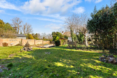 27 Banstead Road South, Sutton, Surrey, SM2 5LF
