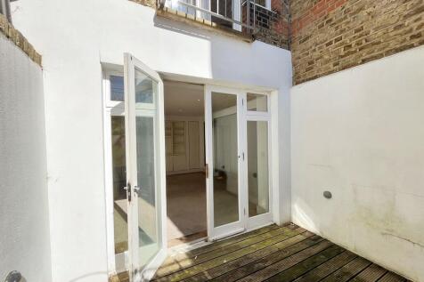 Flat 4, 12 Elm Grove Wimbledon London SW19 4HE