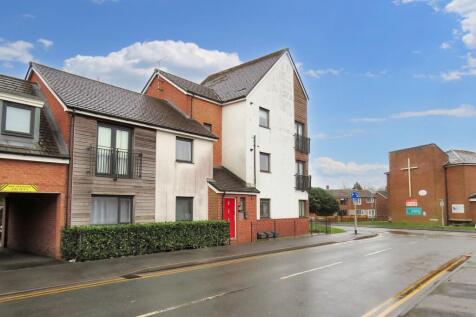 20 Fields New Road, Chadderton, Oldham, OL9 8BP