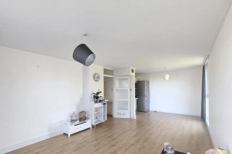 11 Maybourne Grange, Turnpike Link, Croydon, CR0 5NH