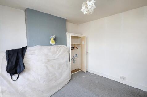 11 Genesta Road, Plumstead, London, SE18 3ER